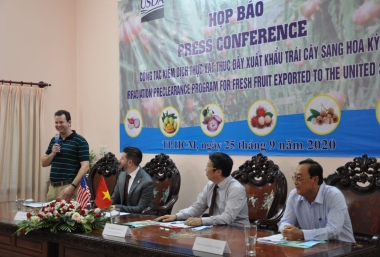 CHUYÊN GIA MỸ HẾT CÁCH LY, TRÁI CÂY TƯƠI TĂNG TỐC VÀO MỸ